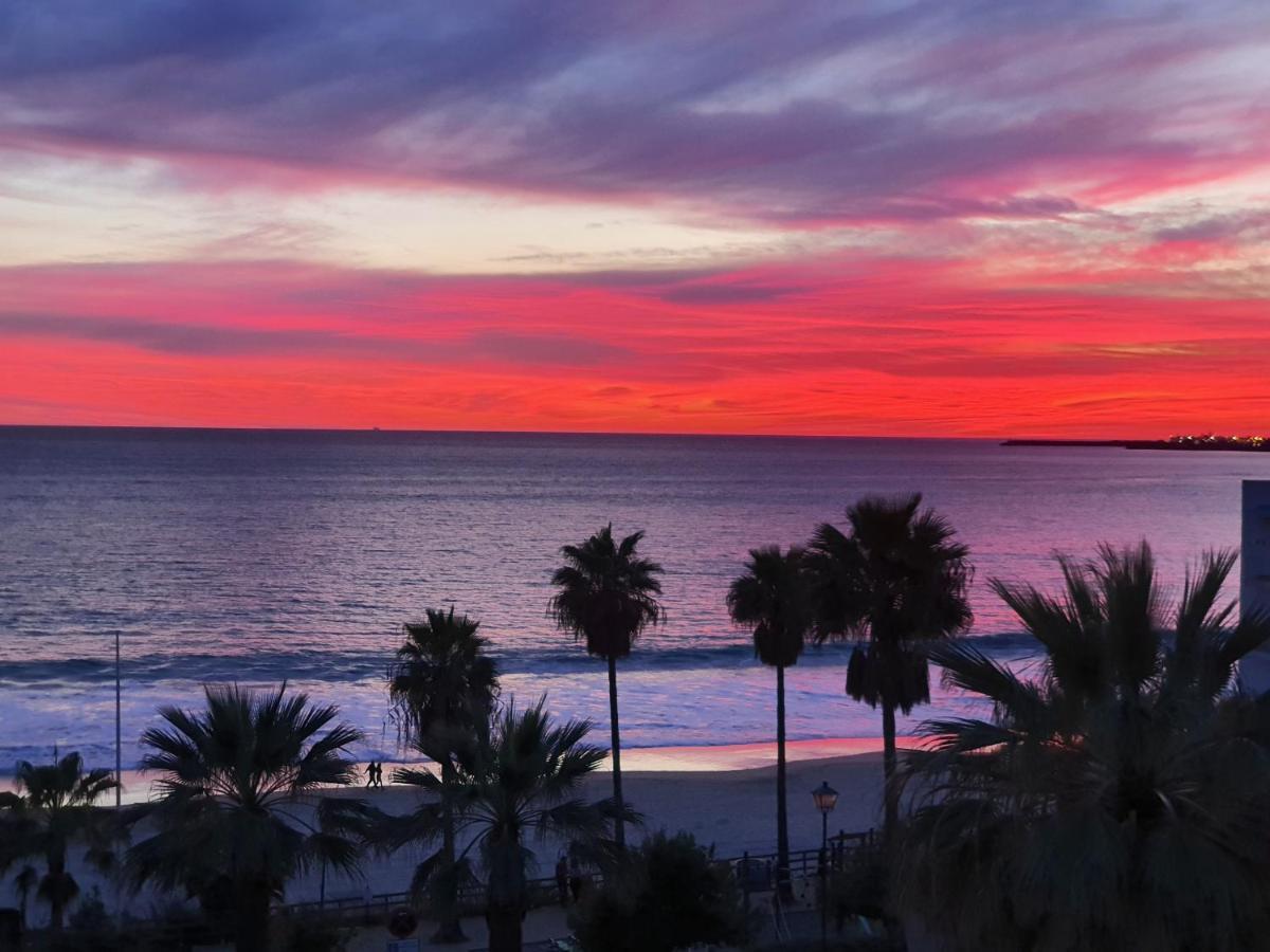 En Playa Apartamento Con Balcon, Wifi El Puerto de Santa Maria Luaran gambar
